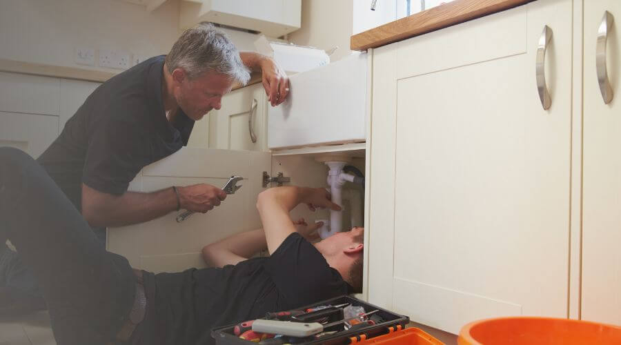 Professional burst pipe repair services in Bearcreek, MT